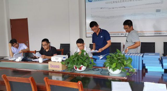 质监站、改建办联合组织对克黄线进行检查