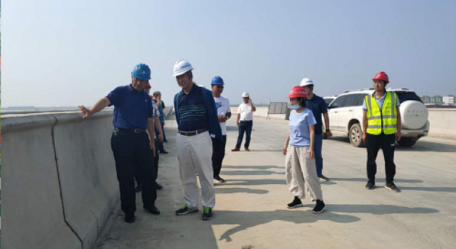 山东省交通运输厅执法局对秦滨高速公路进行督查